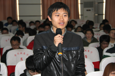 中国科学院滕吉文院士应邀来院作动荡的地球专题报告