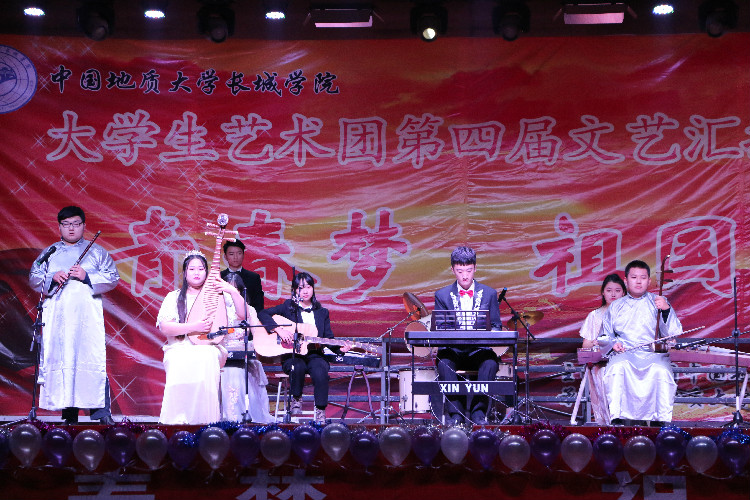 青春梦 祖国颂——beat365大学生艺术团举办第四届文艺汇报演出