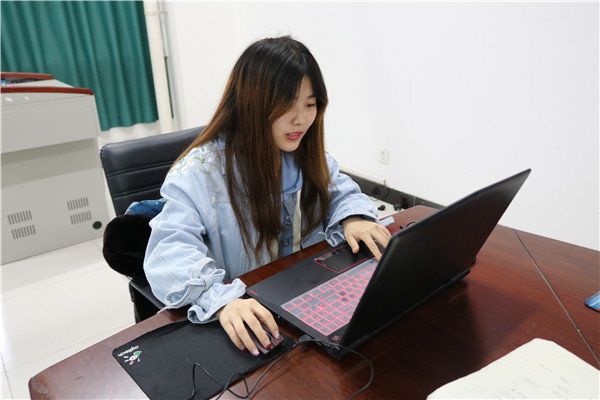 beat365喜提第八届POCIB全国外贸从业能力大赛团体特等奖