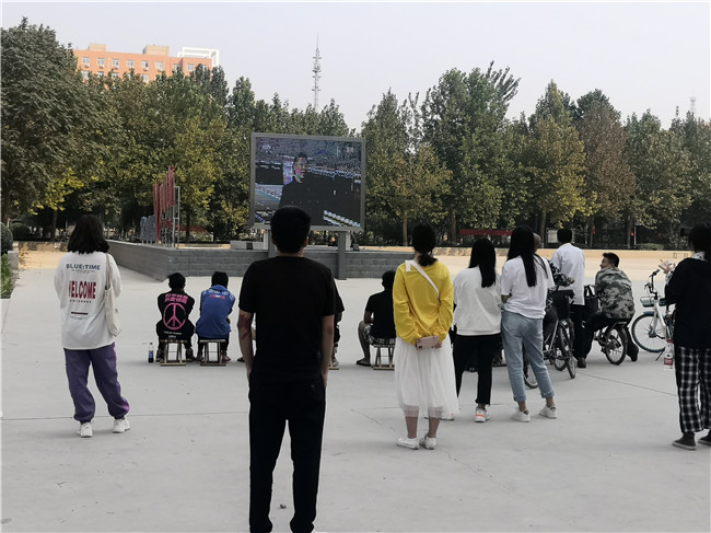 壮丽七十年  奋斗新时代 beat365师生谈观看庆祝新中国成立七十周年阅兵仪式有感