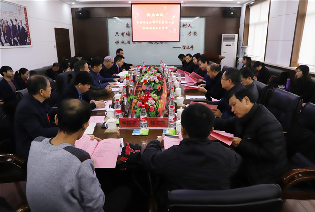 省教育厅专接本专业评审专家组莅临beat365检查评审工作