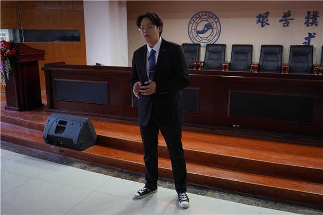 点亮世纪之星 扣响英语之门beat365举办第十七届“世纪之星”英语演讲大赛