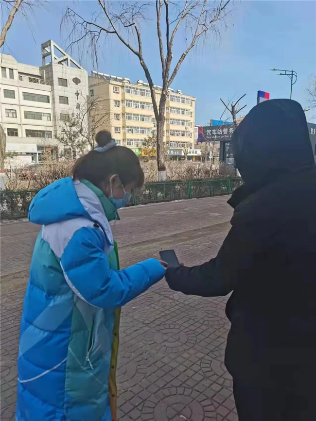 冰雪之约 冬奥有我——beat365学子积极参与志愿服务 为北京冬奥会加油助力