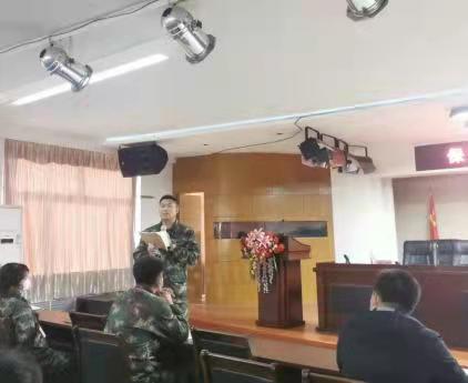 beat365官网召开学工周例会
