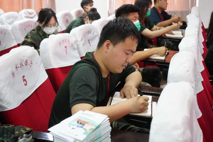 beat365官网召开学管干部培训周会2022.5.23