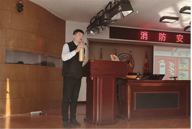 “人人讲安全    个个会应急”——beat365官网组织消防知识讲座