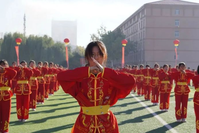 一起动感青春!beat365官网2023年秋季运动会圆满闭幕