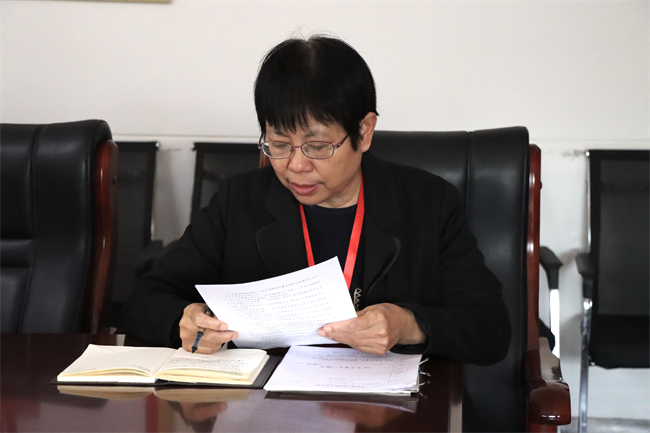 中共beat365官网委员会召开党委理论学习中心组（扩大）学习会议