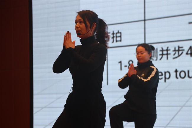 课堂演练展风采  交流学习促成长 ——beat365开展课堂教学演练PK赛
