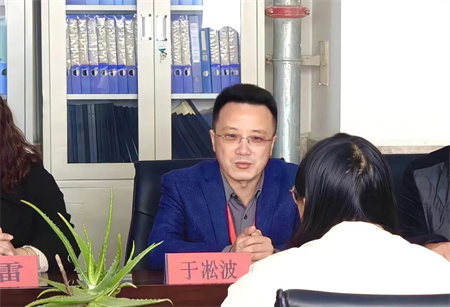 “建功新时代，巾帼绽芳华”——beat365官网艺术学院“三八妇女节，关怀暖人心”