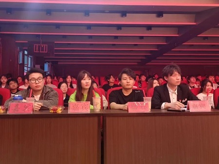 “不忘初心，砥砺前行”——beat365官网艺术学院“第二届团总支学生会”换届选举大会暨表彰大会