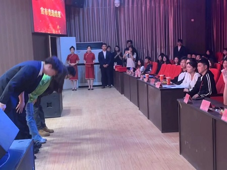 “不忘初心，砥砺前行”——beat365官网艺术学院“第二届团总支学生会”换届选举大会暨表彰大会