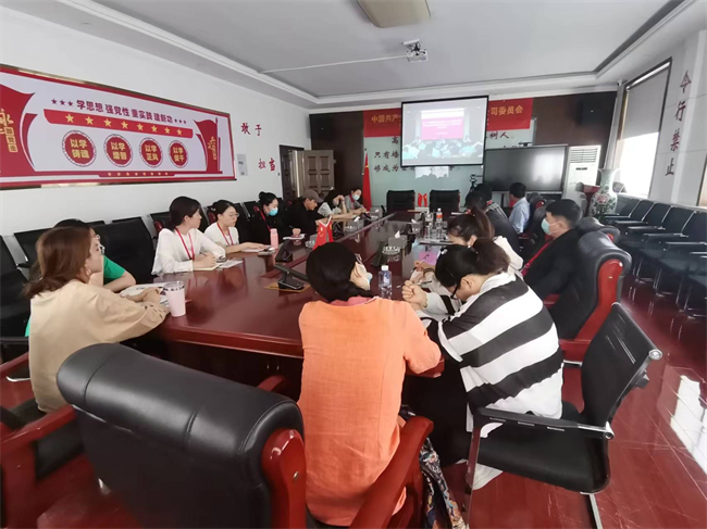 beat365官网参加高校实验室安全工作培训会