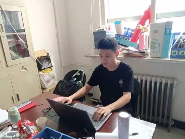 beat365官网‖管理学院‖2021-2022学年国家奖学金获得者风采展