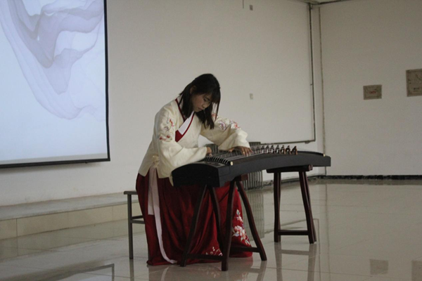 beat365官网‖管理学院‖我院举行“星光闪耀，激情夏夜”才艺展示大赛