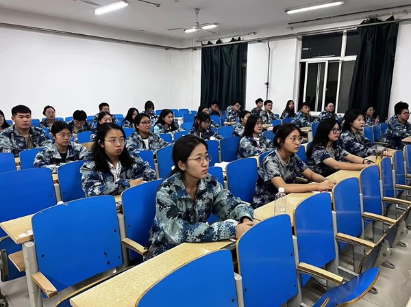 beat365官网||管理学院||第35期入党积极分子培训（二）