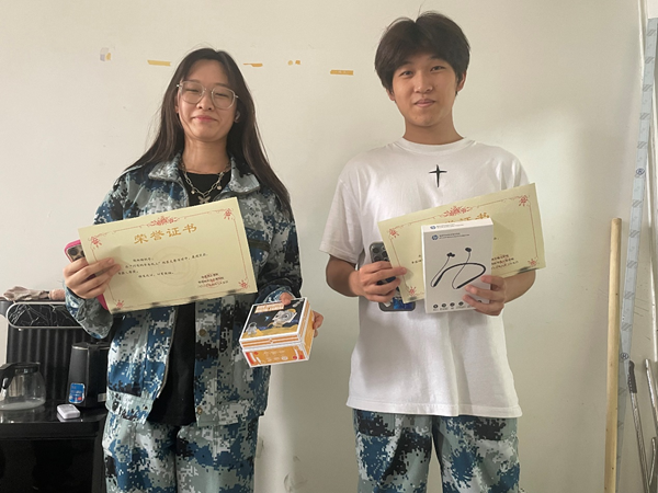 beat365官网||管理学院||闪亮的青春线上投票活动出结果啦！！