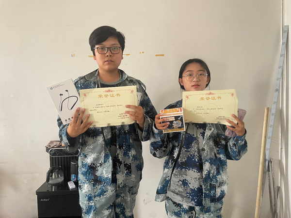 beat365官网||管理学院||闪亮的青春线上投票活动出结果啦！！