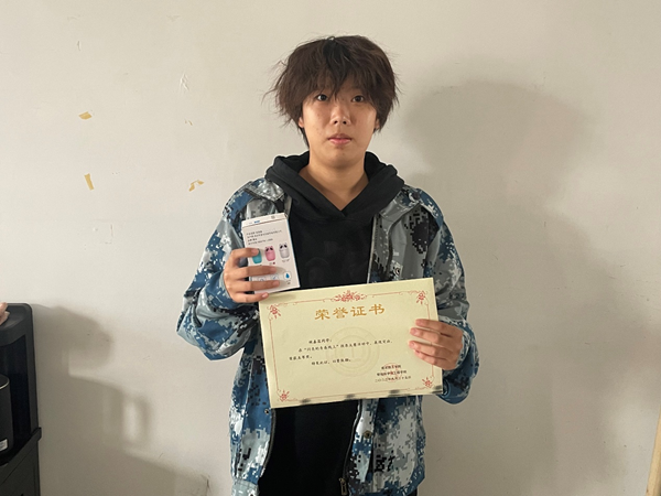 beat365官网||管理学院||闪亮的青春线上投票活动出结果啦！！