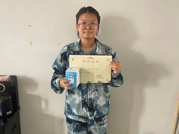 beat365官网||管理学院||闪亮的青春线上投票活动出结果啦！！