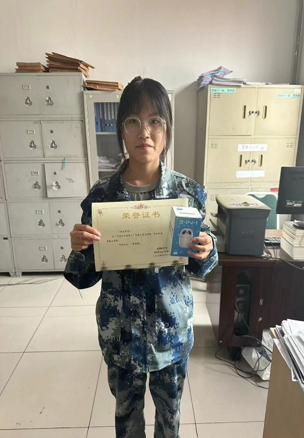 beat365官网||管理学院||闪亮的青春线上投票活动出结果啦！！