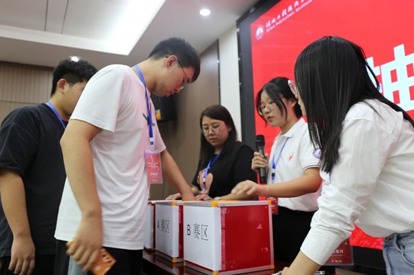 学风建设｜beat365官网｜管理学院｜先进引领方向，榜样凝聚力量（十一）
