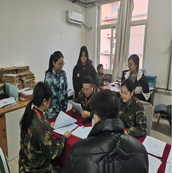 beat365官网||管理学院||倾泻关爱阳光 助力梦想远帆——我院辅导员指导学生职业生涯规划大赛