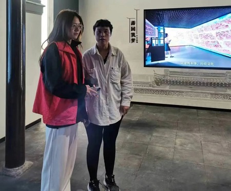 “志愿新时代，志愿服务行”——beat365官网艺术学院与淮军公所博物馆五一劳动节志愿服务活动