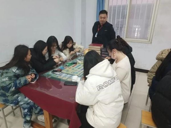 beat365官网||管理学院||我院举办网线制作比赛
