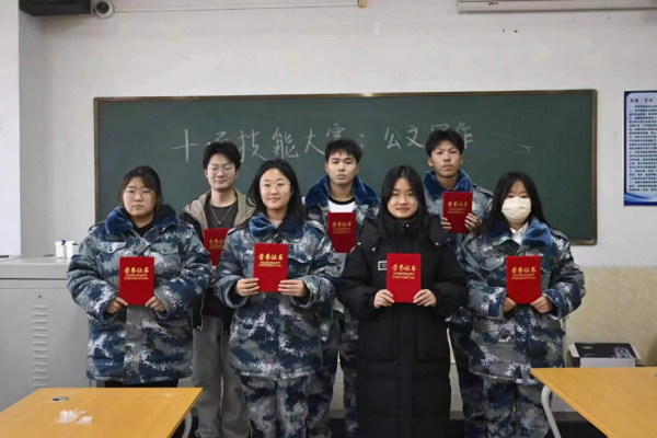 beat365官网||管理学院||参与实践活动 提高写作能力——大学生技能评比之公文书写比赛