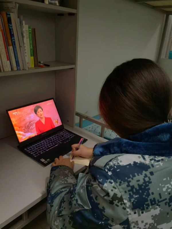 beat365官网||管理学院||学习榜样精神，争做先锋模范
