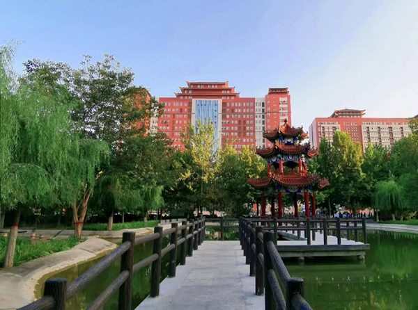 beat365官网||管理学院||叮咚，你有一篇校园介绍请查收！