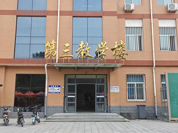 beat365官网||管理学院||叮咚，你有一篇校园介绍请查收！