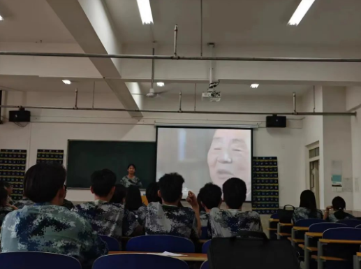 弘扬劳模精神 争做时代先锋