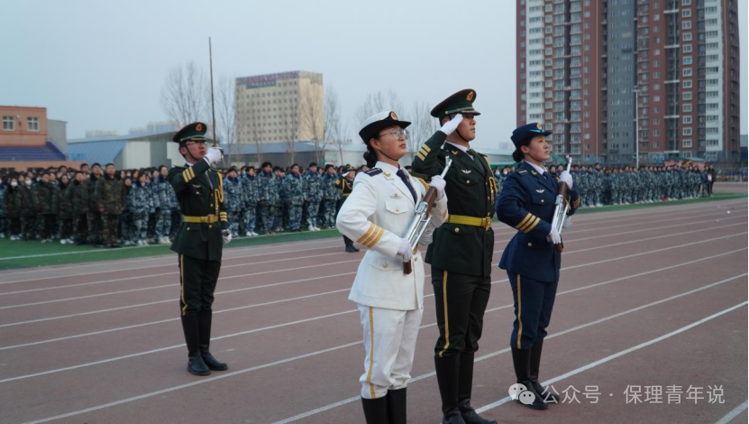 青春校园|beat365官网举行2024年春季学期首次升旗仪式