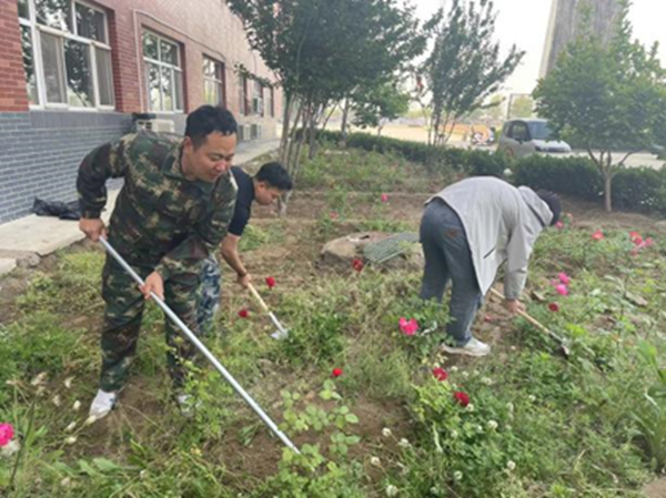 劳动教育|beat365官网|管理学院|学习劳动精神·践行劳动育人-跟着节气学种植，分享劳动创造的美好乐趣