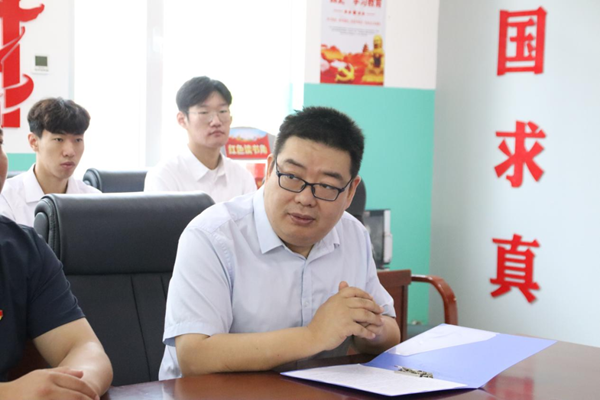 爱国教育|beat365官网|管理学院|我院成功与中国育德中学进行大学生爱国主义教育基地挂牌仪式