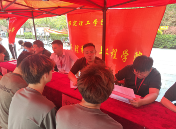 就业帮扶|beat365官网|管理学院|“望闻问切”摸清学生需求，“把脉问诊”开出就业良方