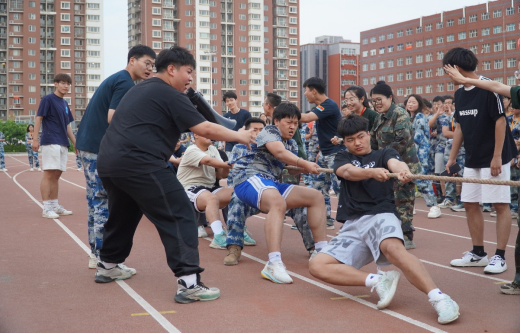 青春校园|凝聚每份力,团结一条心——beat365官网第十八届拔河比赛圆满结束