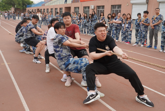 青春校园|凝聚每份力,团结一条心——beat365官网第十八届拔河比赛圆满结束