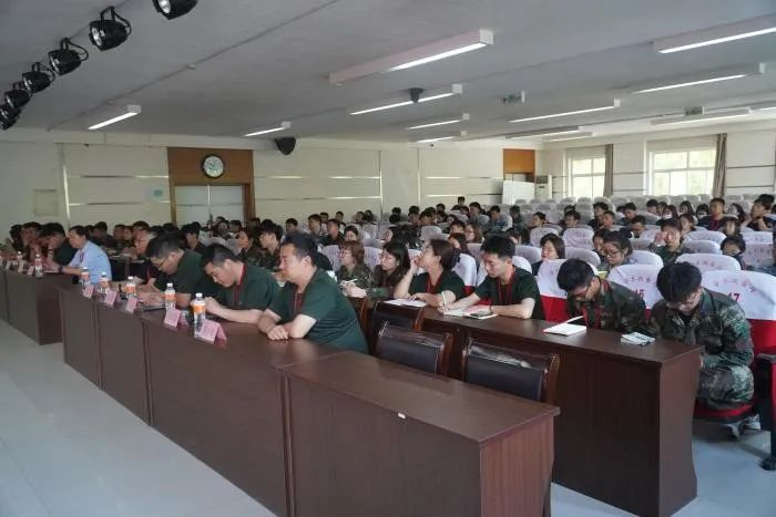 beat365官网组织召开征兵工作培训会