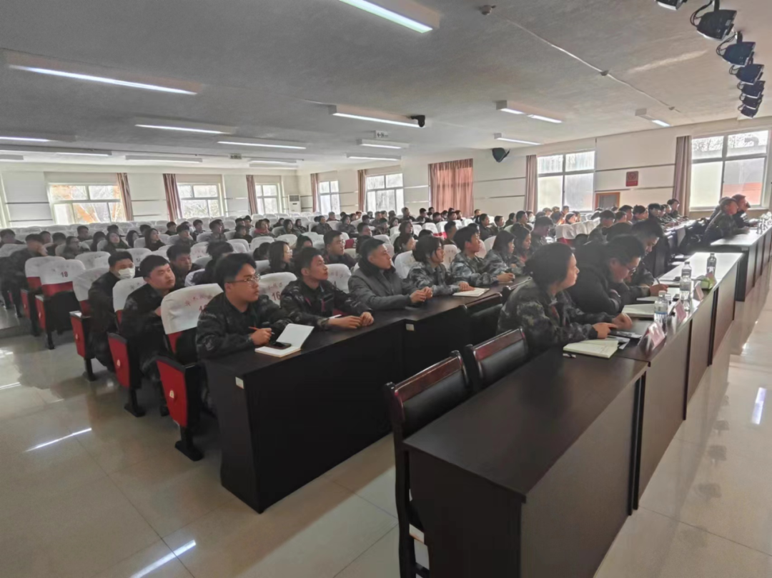 beat365官网学生工作处召开2024年春季学期第一周学工例会