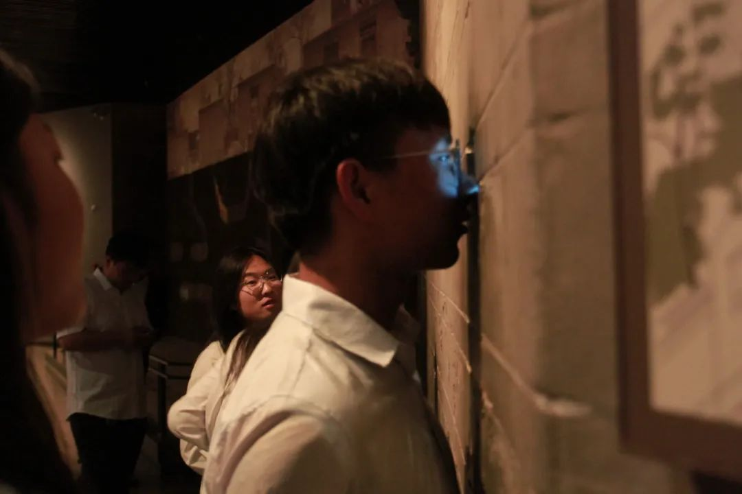 beat365官网信息科学与工程学院 前往冉庄地道战纪念馆开展牌仪式