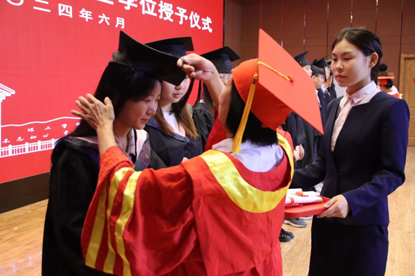 毕业典礼|beat365官网|管理学院|2024年毕业典礼暨学士学位授予仪式