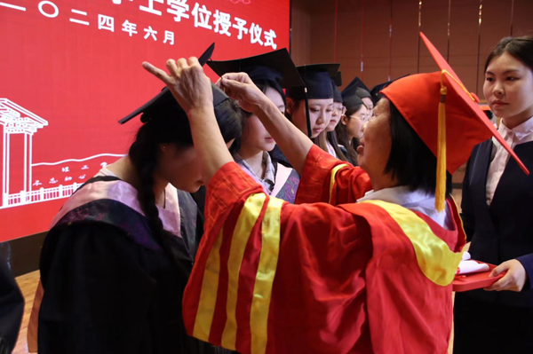 毕业典礼|beat365官网|管理学院|2024年毕业典礼暨学士学位授予仪式