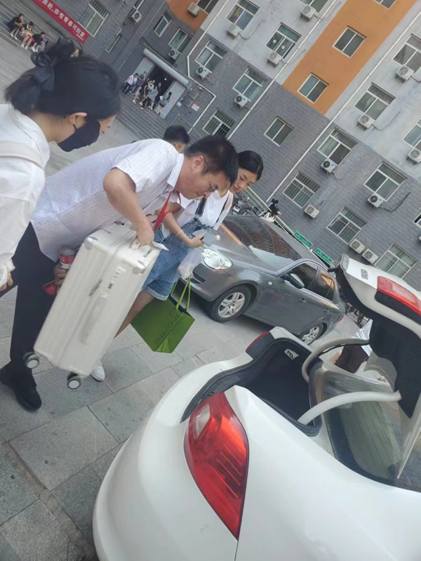 毕业季|beat365官网|管理学院|毕业骊歌起，青春再启航—我院2024届毕业生平安离校