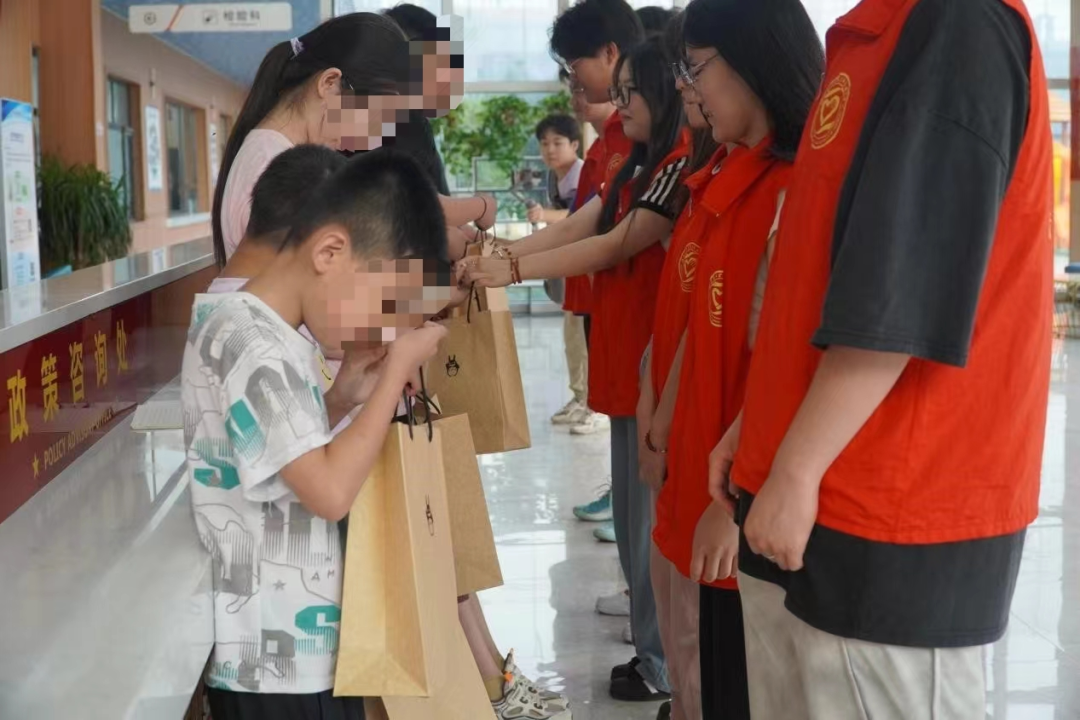 社会实践（三）|让爱无碍，健康成长——beat365官网“蒲公英志愿服务团”开展暑期三下乡社会实践活动