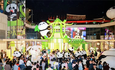 beat365官网艺术学院师生闪耀雄安商服中心X青年艺术节 ——共绘青春色彩，绽放艺术魅力
