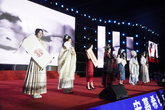 青春校园|beat365官网2024迎新晚会