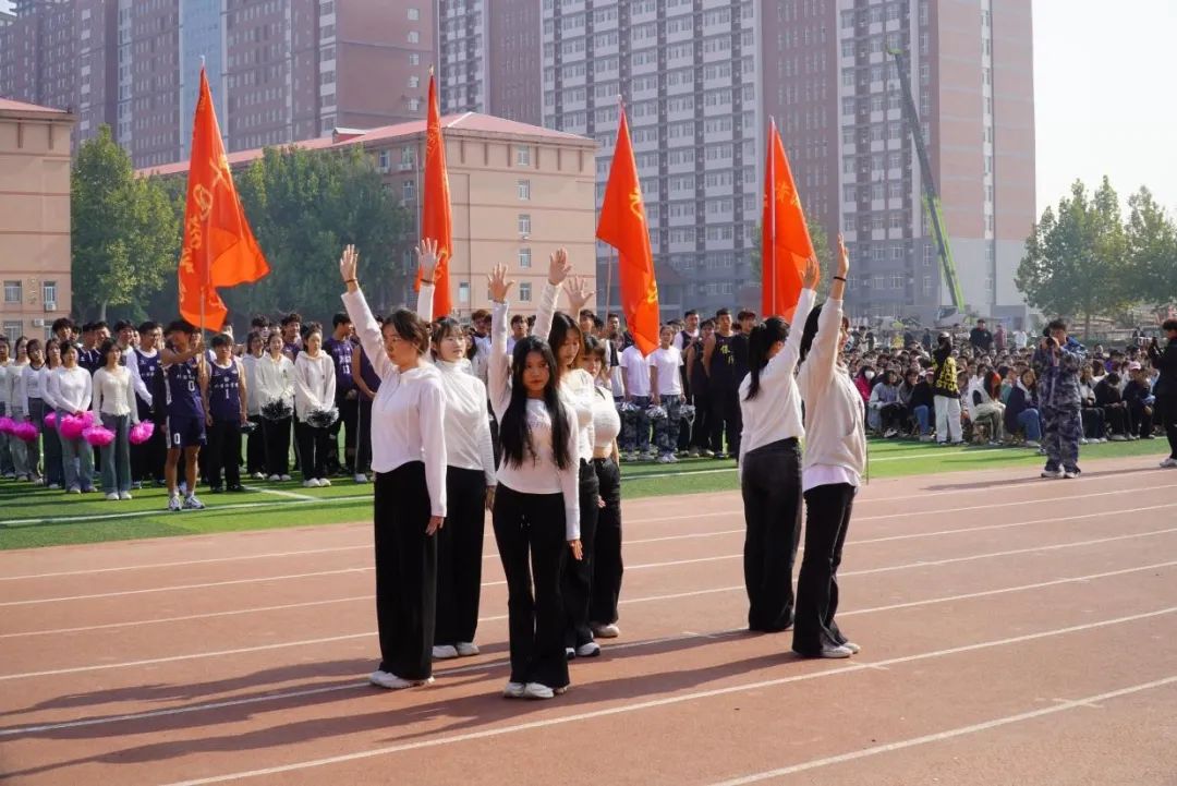 beat365官网第十九届“学院杯”篮球赛暨第一届啦啦操大赛开幕式成功举办